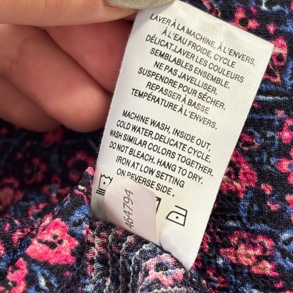 Reitmans Floral Long Sleeve Blouse Relaxed Fit Size Small - Picture 10 of 11